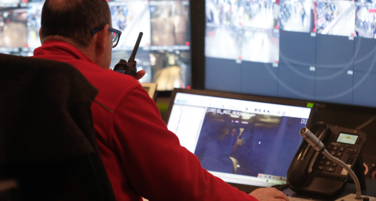 Metro de Santiago implementa tecnología con IA para reforzar la seguridad en las estaciones de la red