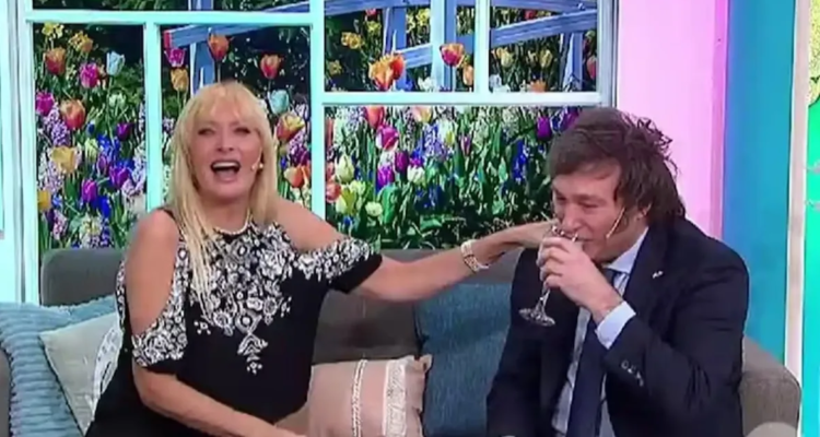 El presidente argentino Javier Milei y la exvedette Amalia “Yuyito” González cenaron juntos tras una primera cita en el Teatro Colón.