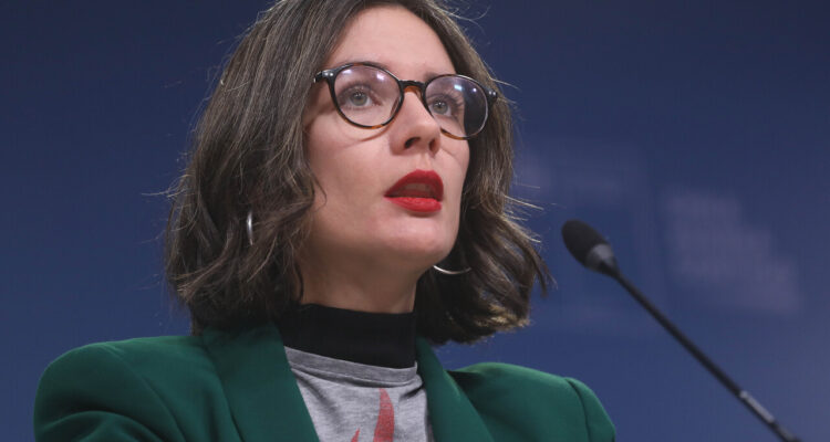 La Ministra Secretaria General de Gobierno, Camila Vallejo, realiza la vocería tras finalizar el comité político en el Palacio de La Moneda.
