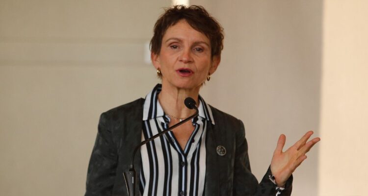 Tohá dice que el gobierno no va a colaborar en intento de politizar el caso Audio tras dichos de Boric