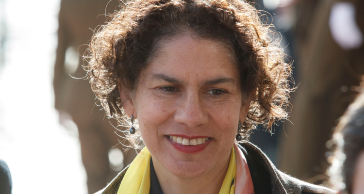 Ministra de Medio Ambiente, Maisa Rojas, por vertedero Morrompulli