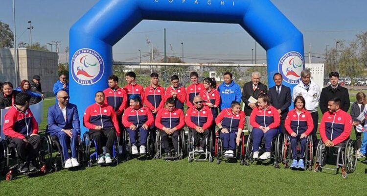 Ministro Pizarro viaja a París por los Juegos Palímpicos