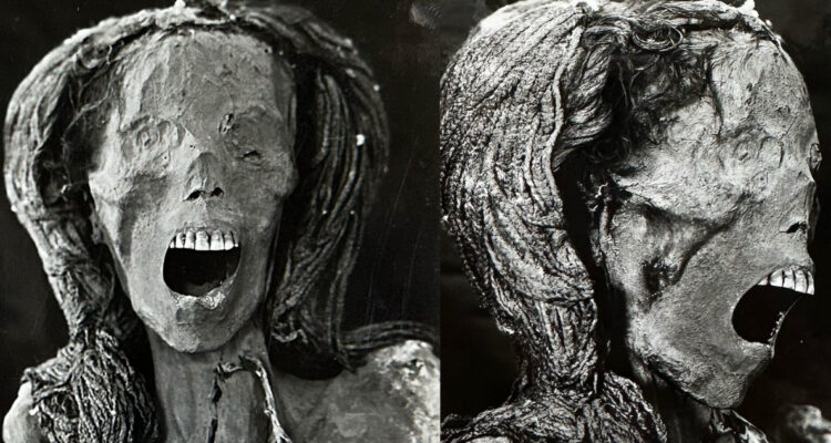 Foto de la extraña momia egipcia que tiene un grito plasmado en el rostro