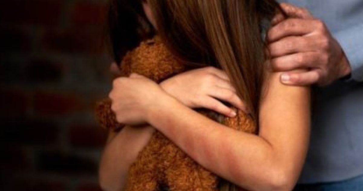 Una niña de 14 años se encuentra grave en Iquique por un feto de casi 9 meses muerto en su vientre