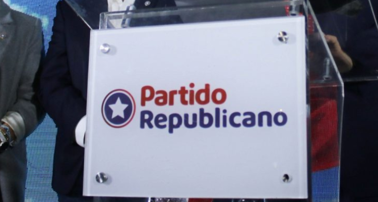 Renuncian once militantes del Partido Repúblicano en Los Ríos en medio de pugnas por elecciones