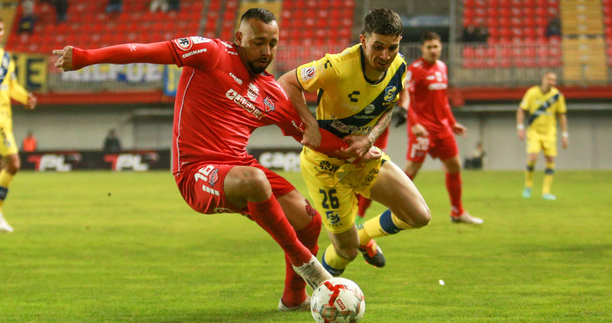 Ñublense rescata empate ante Everton: chillanejos jugaron con uno menos todo el segundo tiempo