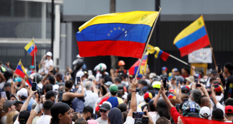 Oposición y chavismo se movilizan en una jornada de máxima tensión en Venezuela