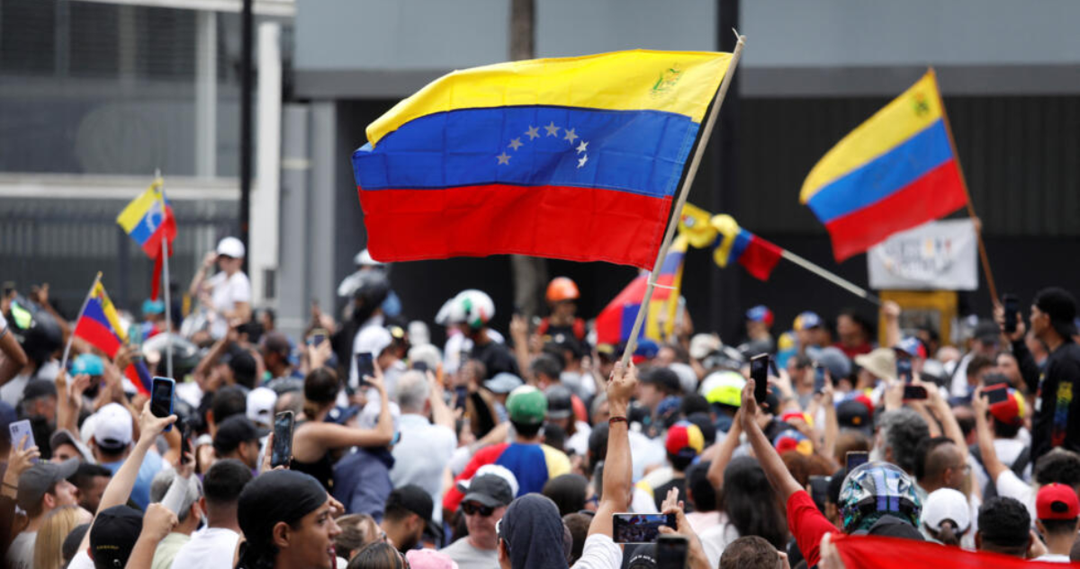 Oposición y chavismo se movilizan en una jornada de máxima tensión en Venezuela