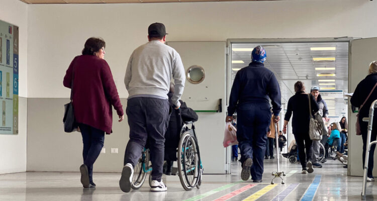 Listas de espera: Pacientes demoran más de 8 meses para una consulta y unos 10 meses para una cirugía