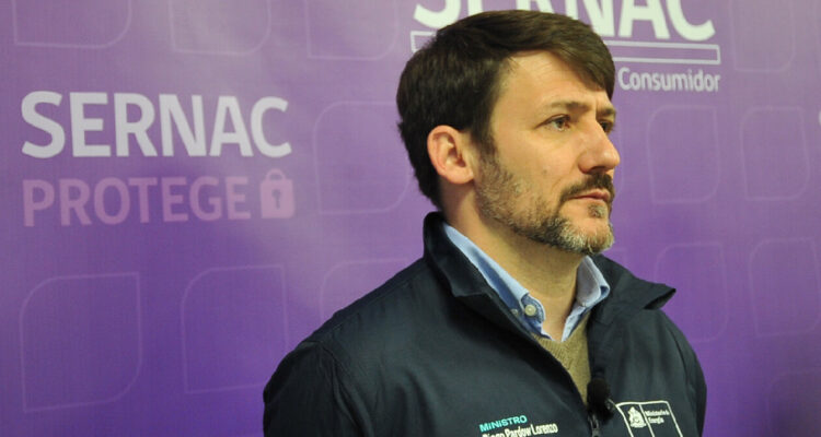 Pardow emplaza a Enel para que adelante compensaciones y así “amortiguar” alza de luz en octubre