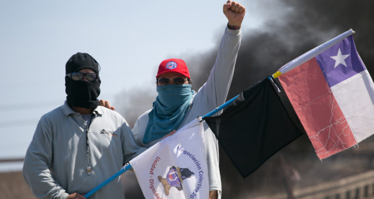 Gobierno confía que diálogo evite repetir lo de 2017 en Escondida y sindicato endurece tono contra BHP