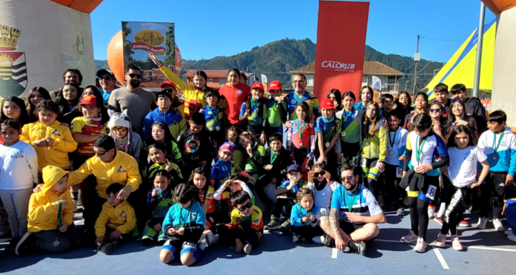 Decenas de competidores dan vida a 3ra fecha de clasificatorio escolar de patín carrera en Chiguayante