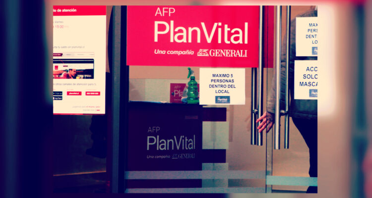 AFP deberá entregar los ahorros a extranjero que cotizó tres años en Chile