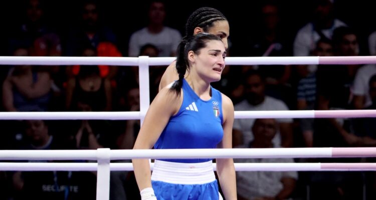 Angela Carini podría ser premiada como si hubiese sido campeona olímpica en París 2024.
