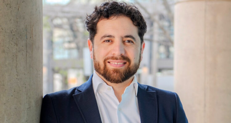 Presidente Boric nombra a Claudio Castillo como nuevo Director Nacional de Mejor Niñez