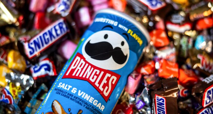 Las papas Pringles tienen nuevos dueños: ahora pertenecen a la misma empresa que Snickers y M&M’s