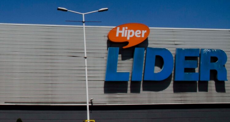 PROHÍBEN FUNCIONAMIENTO EN HIPER LÍDER DE VALPARAÍSO POR DENUNCIA DE FILTRACIÓN DE AGUAS SERVIDAS