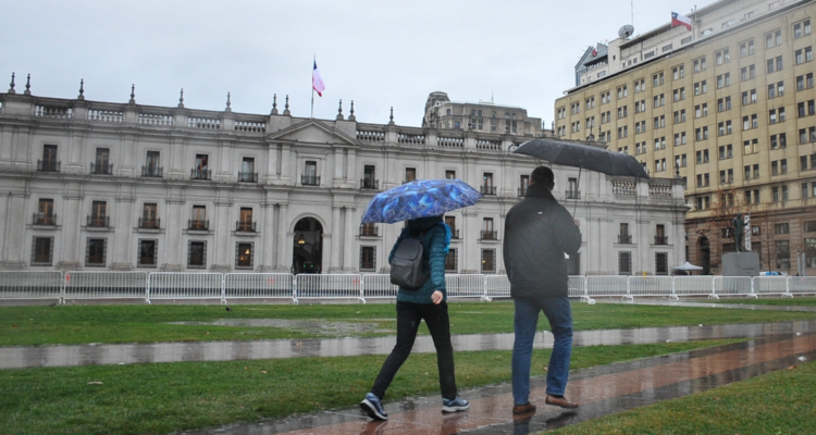 Lluvia en Santiago: cantidad de mm que caerían en las próximas precipitaciones en la RM