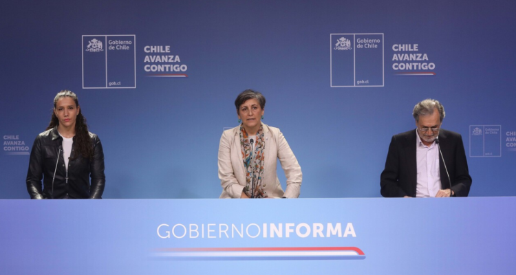 Pueden haber figuras delictuales Crecen críticas a Minsal por irregularidades en listas de espera