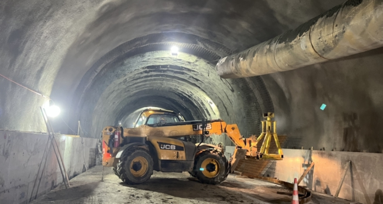 Construcción de túnel en Cerro Chepe de Concepción por obras de nuevo Puente Ferroviario