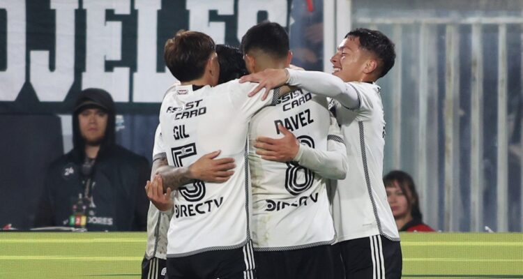 Colo Colo derrotó a Junior por Copa Libertadores.