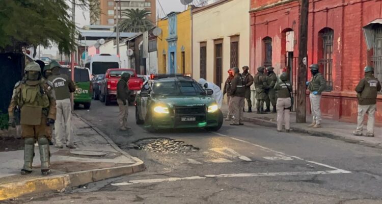 Amplio operativo en Recoleta para aprehender a delincuentes: ya van cinco detenidos