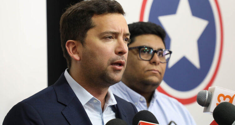 Republicanos carga contra Chile Vamos por dejarlos con cupos reducidos para las municipales