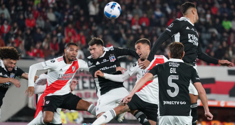 River Colo Colo hinchas