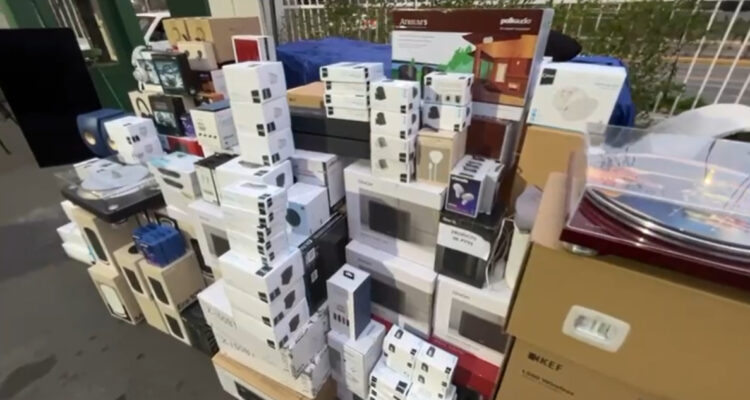 Carabineros frustra millonario robo a tienda de música en Providencia: recuperaron especies sustraídas