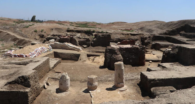 Arqueólogos encuentran las ruinas de un observatorio astronómico de hace 2.500 años en Egipto