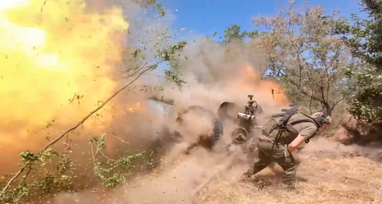 Rusia acusa a Ucrania de instigar el “riesgo nuclear” al atacar la central de Kursk