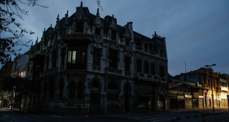 SEC audita oficinas de Enel y empresa insiste en que servicio estaría recuperado el miércoles