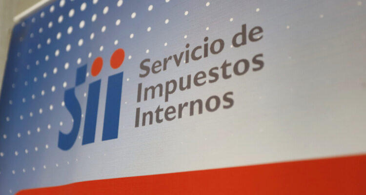 Unas 92 personas están en la carrera por ser el nuevo director del SII: Gobierno las analizará