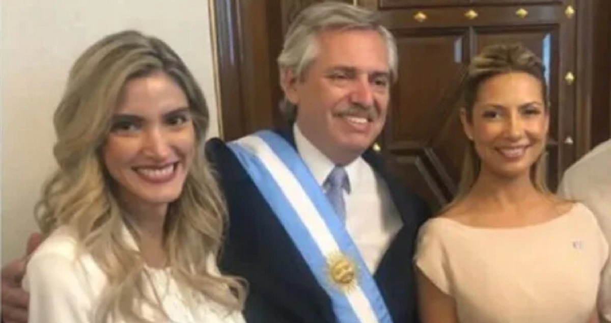 Alberto y Fabiola junto a Sofía Pacchi