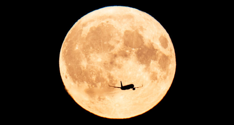 Imagen de la primera superluna del 2024