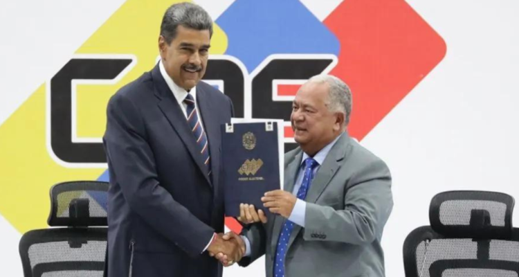 ¿Maduro sobornó al presidente del CNE para que lo nombrara ganador de las elecciones en Venezuela?