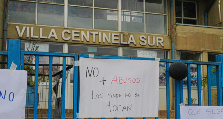 Apoderados ocupan Colegio en Talcahuano por ingreso de funcionarias desde Escuela Villa Centinela Sur