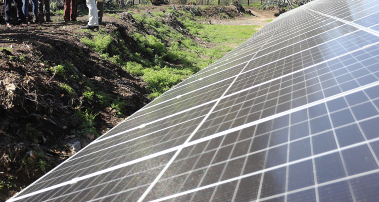 Postulación energía fotovoltaica Los Lagos