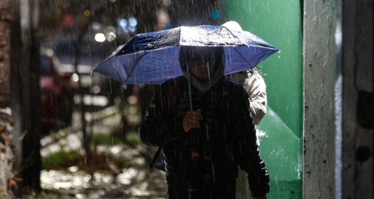 Suspenden clases en establecimientos públicos de Valparaíso