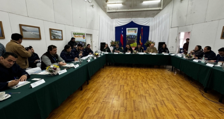 Visita de Ministro de agricultura a Chiloé