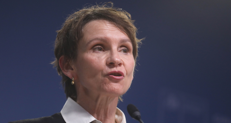 Tohá defiende gestión en migración y descarta igualar cifras de expulsiones e ingresos