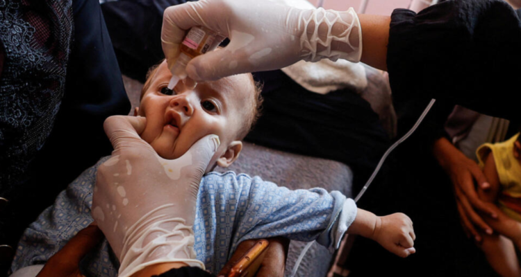 Tras la aparición del primer caso comienza la vacunación contra la polio en la Franja de Gaza