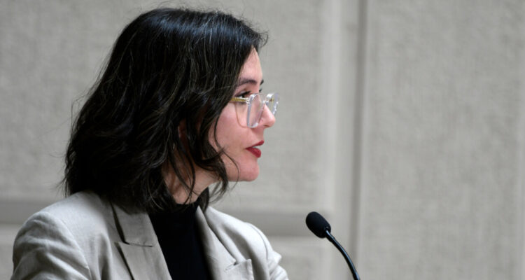 “Los trató de sinvergüenzas”: Vallejo recuerda crítica de Boric a Democracia Viva por Caso Hermosilla