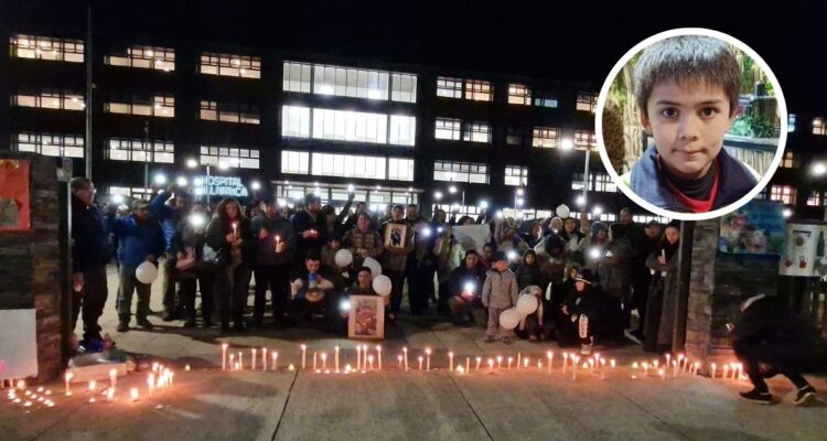 Velatón pidiendo justicia por Jeremías Durán, niño de 8 murió en Hospital de Villarrica y su familia denuncia negligencia médica