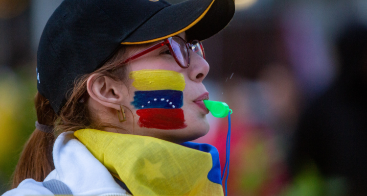 ¿Cuántos habría en Chile? Estos son los países de Latinoamérica donde viven más venezolanos