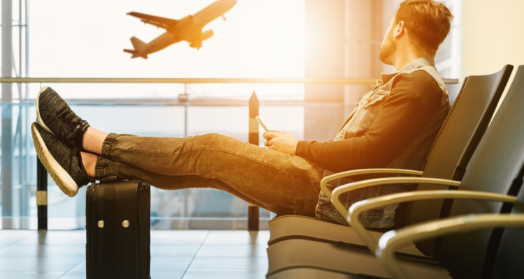 ¿Por qué deberías limpiar urgente tu maleta después de un viaje? De seguro aún no lo haces