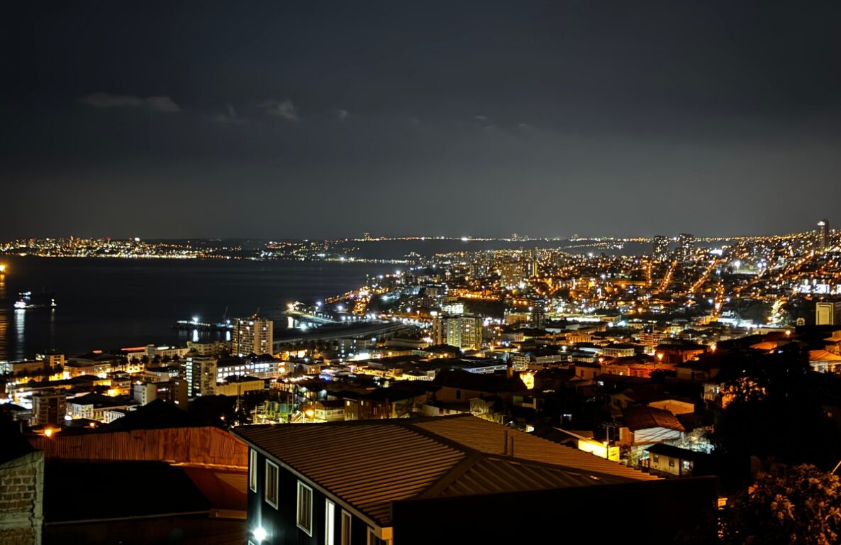 Mucho más que "La Sebastiana": así es turistear en Valparaíso desde los cerros Bellavista y Florida