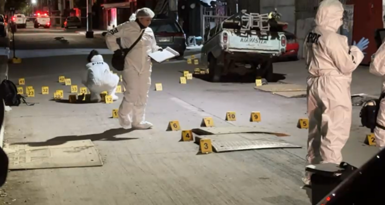 Balacera en Bajos de Mena: tres víctimas son hermanos de entre 17 a 11 años y hubo al menos 150 tiros