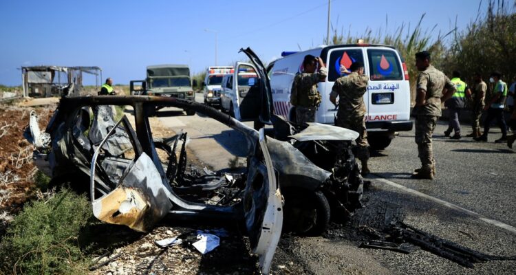 Al menos dos muertos deja bombardeo de un dron de Israel contra vehículo en el sur del Líbano