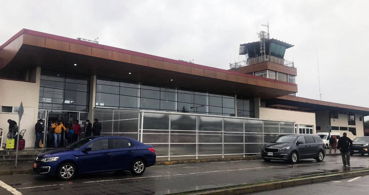 Frontis del Aeródromo Pichoy por trabajos de reposición
